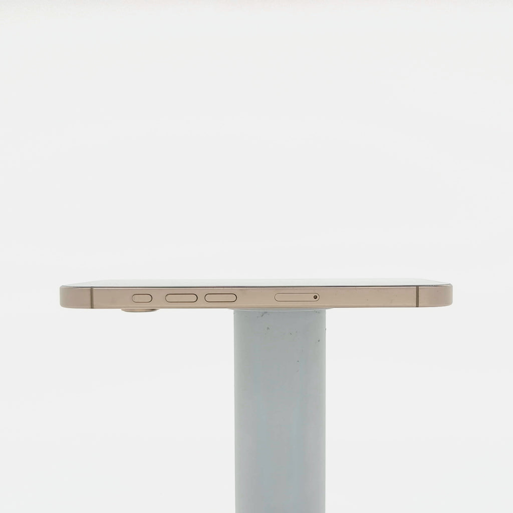 95新 Apple iPhone 16 Pro 128G 沙漠色鈦金屬 中國大陸版