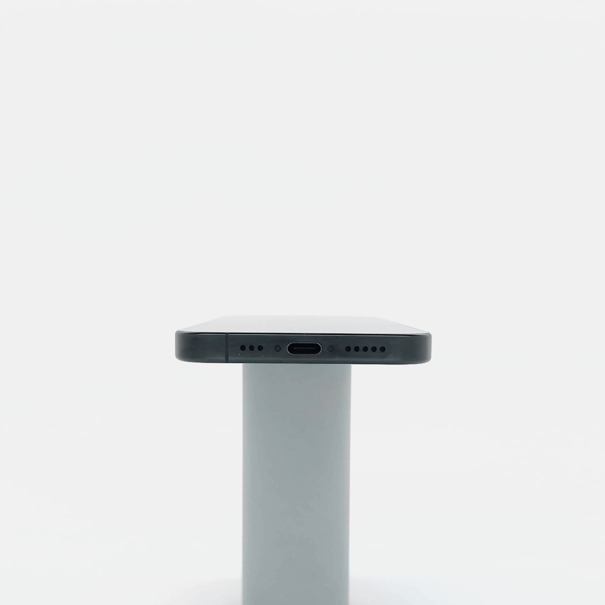 95新 Apple iPhone 16 Pro 128G 黑色鈦金屬 中國大陸版