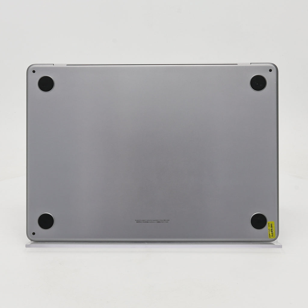 95新 Apple MacBook Air 22年 13寸 M2（8+8核） 8G RAM 256G SSD 深空灰色