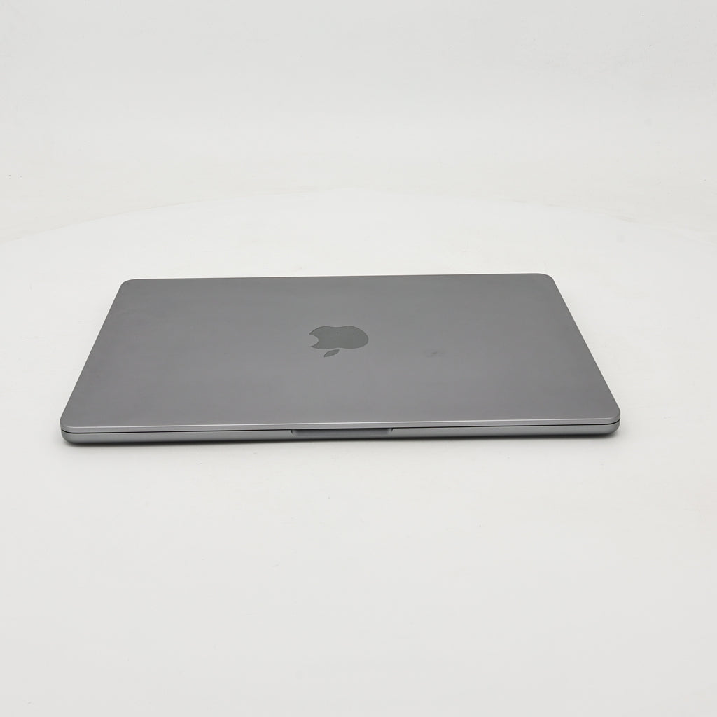 95新 Apple MacBook Air 22年 13寸 M2（8+8核） 8G RAM 256G SSD 深空灰色