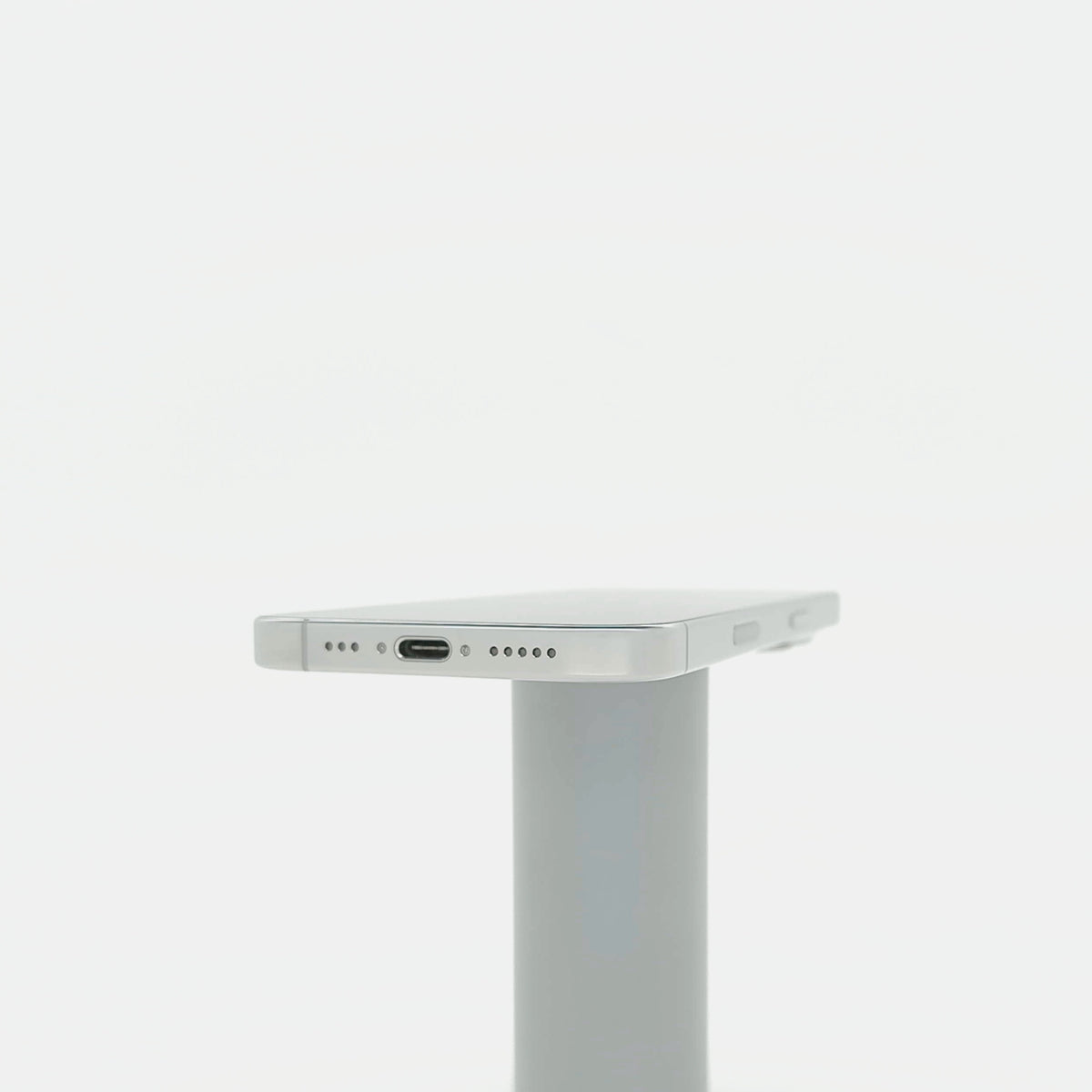 95新 Apple iPhone 16 Pro 128G 白色鈦金屬 中國大陸版