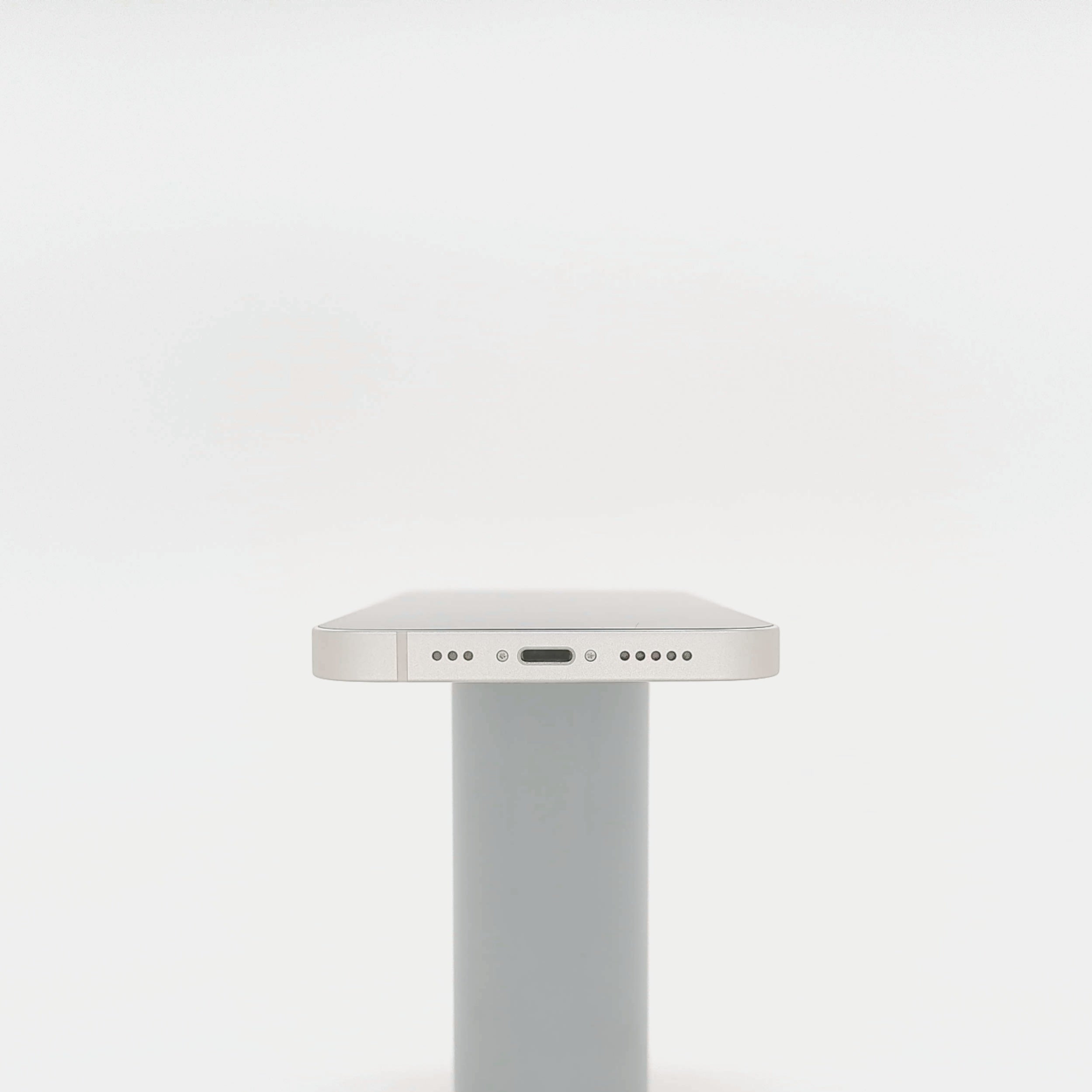 95新 Apple iPhone 13 128G 星光色 中國大陸版