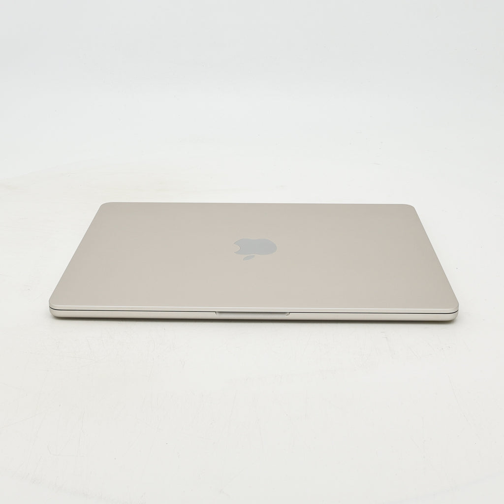 99新 Apple MacBook Air 22年 13寸 M2（8+8核） 16G RAM 256G SSD 星光色