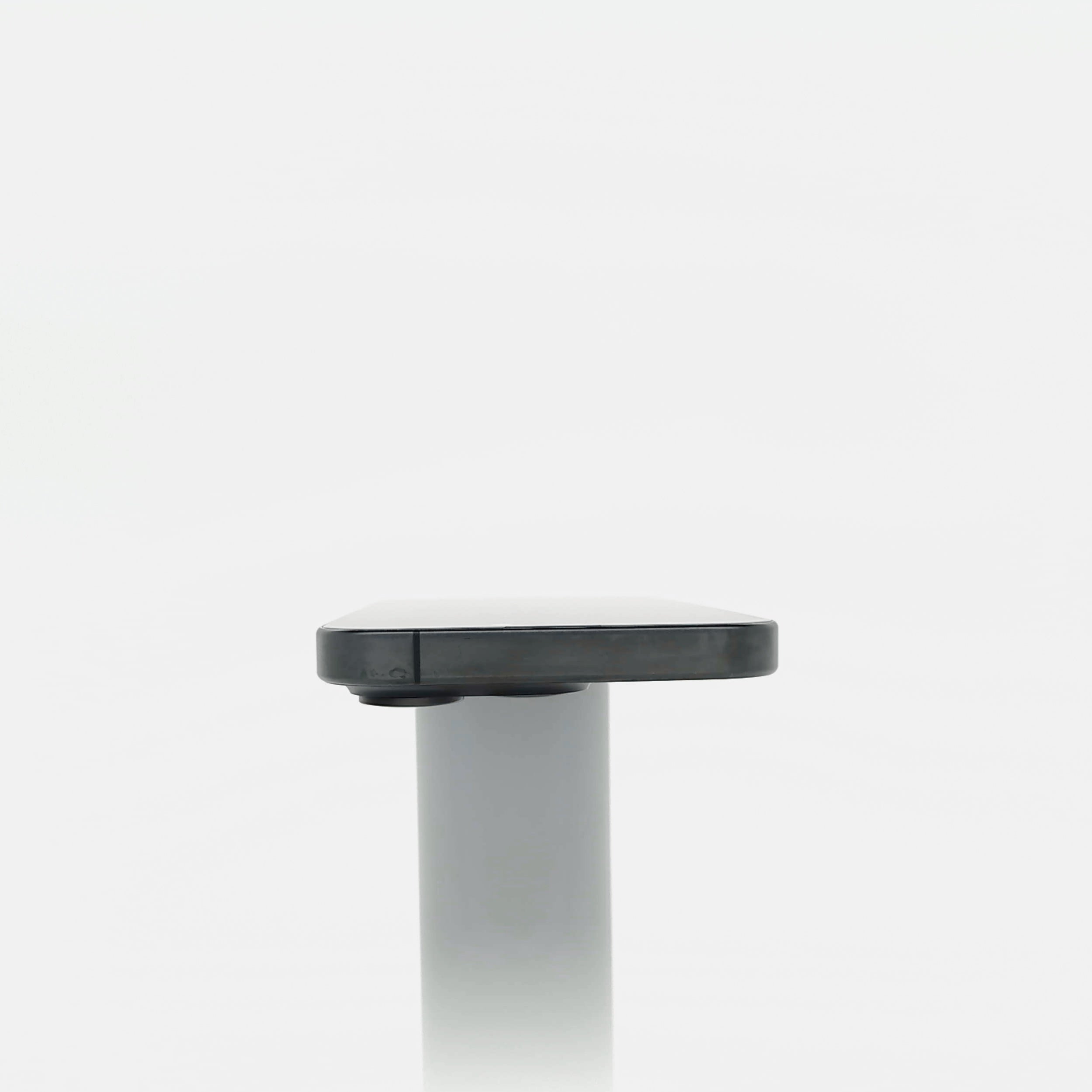 95新 Apple iPhone 15 Pro 128G 黑色鈦金屬 中國大陸版
