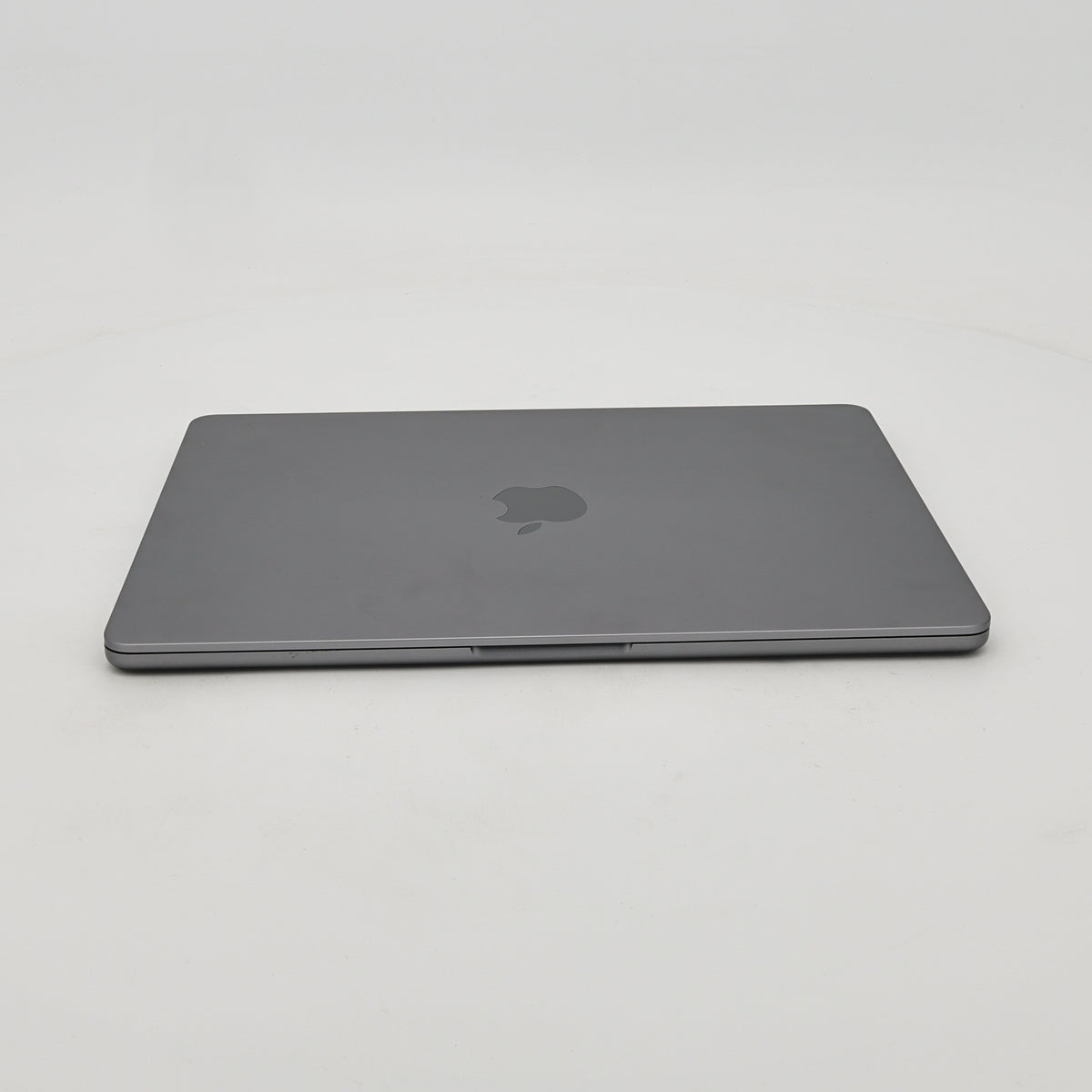 99新 Apple MacBook Air 22年 13寸 M2（8+8核） 16G RAM 256G SSD 深空灰色