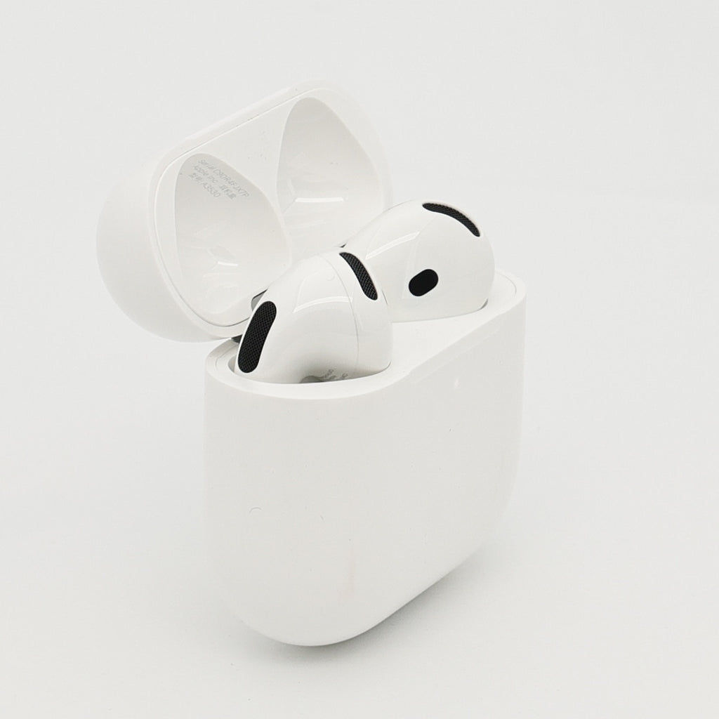 99新 Apple AirPods 5 白色