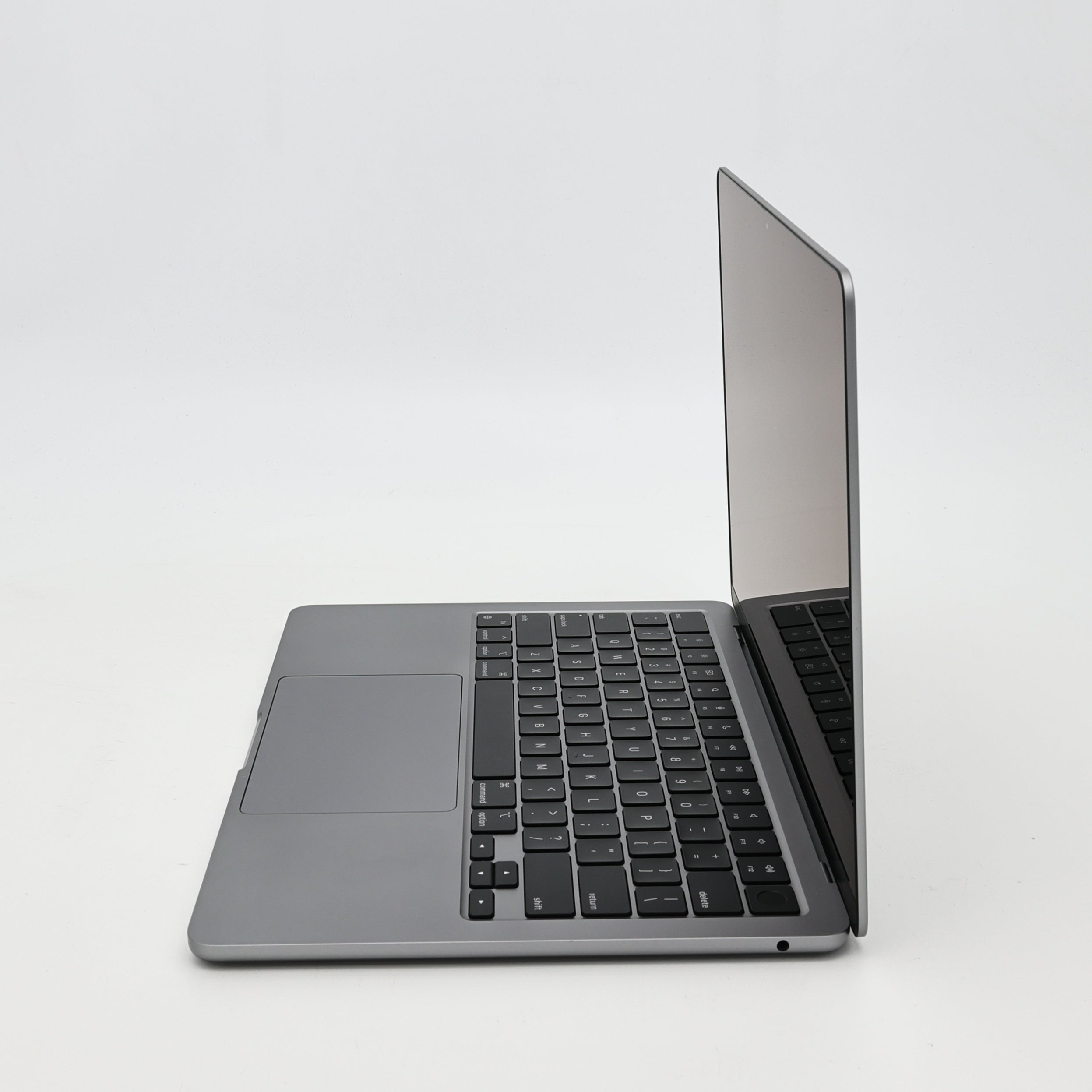 95新 Apple MacBook Air 24年 13寸 M3（8+8核） 8G RAM 256G SSD 深空灰色