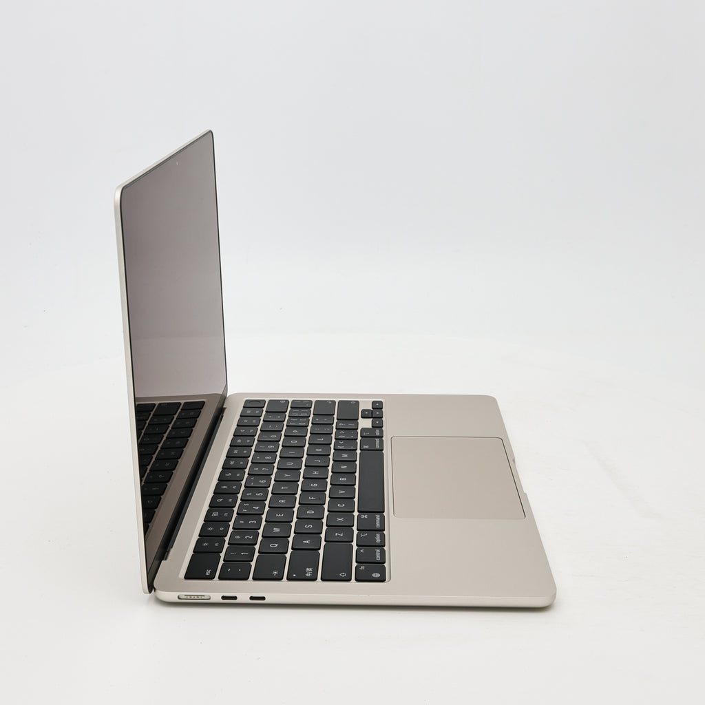 95新 Apple MacBook Air 22年 13寸 M2（8+8核） 16G RAM 256G SSD 星光色