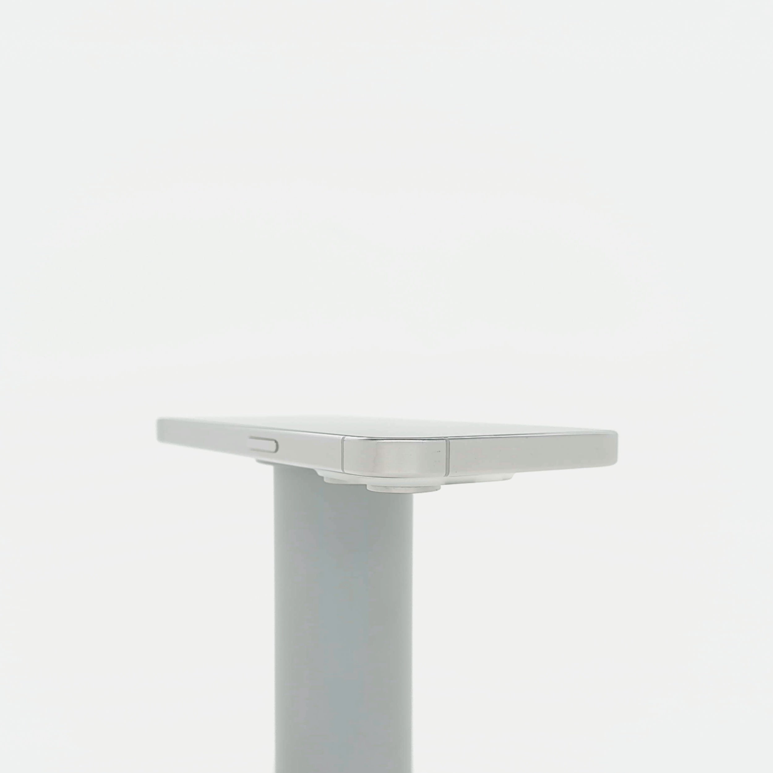 95新 Apple iPhone 15 Pro 128G 白色鈦金屬 中國大陸版