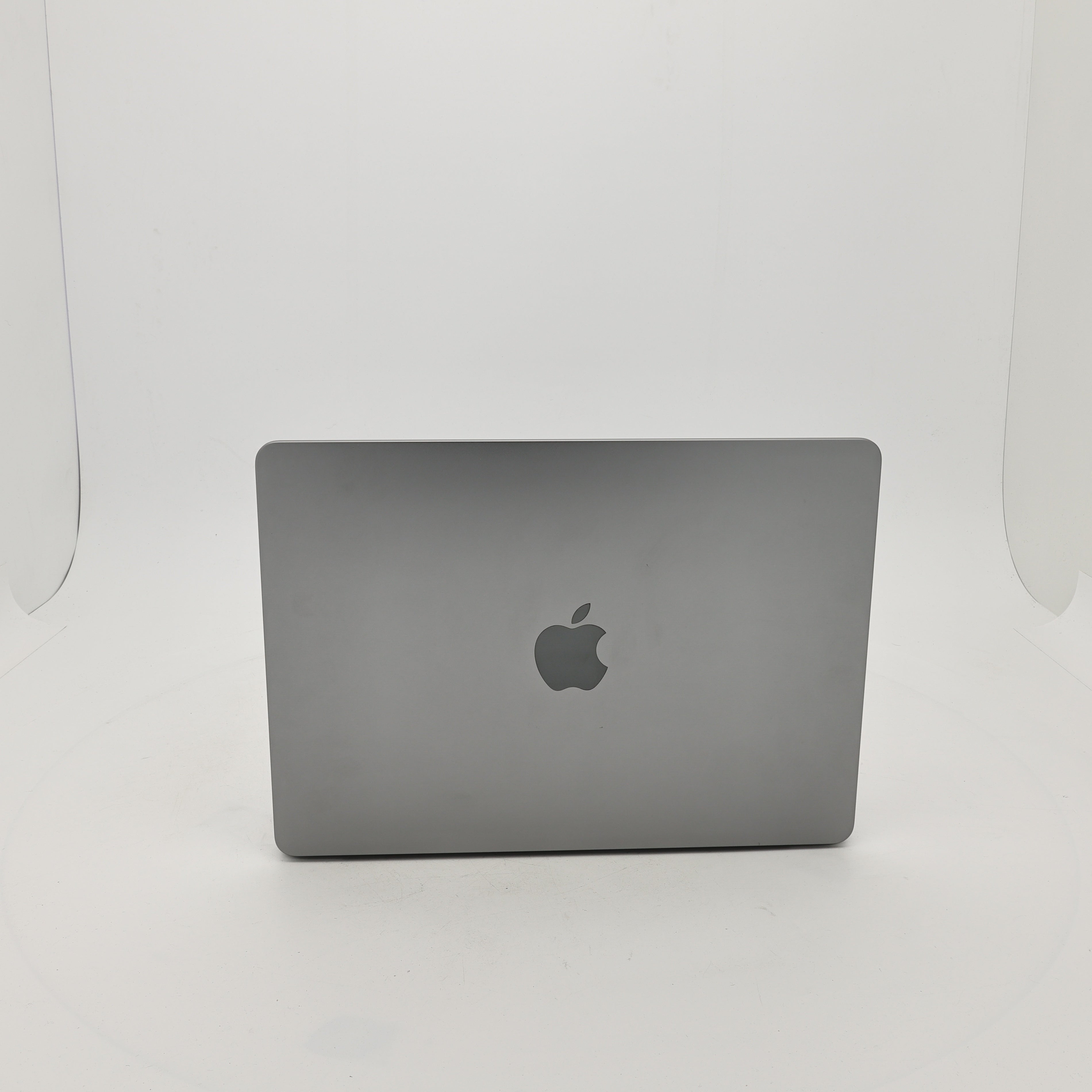 95新 Apple MacBook Air 24年 13寸 M3（8+8核） 8G RAM 256G SSD 深空灰色