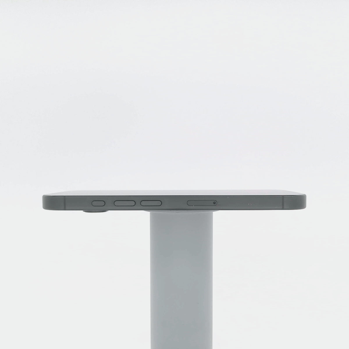 95新 Apple iPhone 16 Pro 128G 黑色鈦金屬 中國大陸版