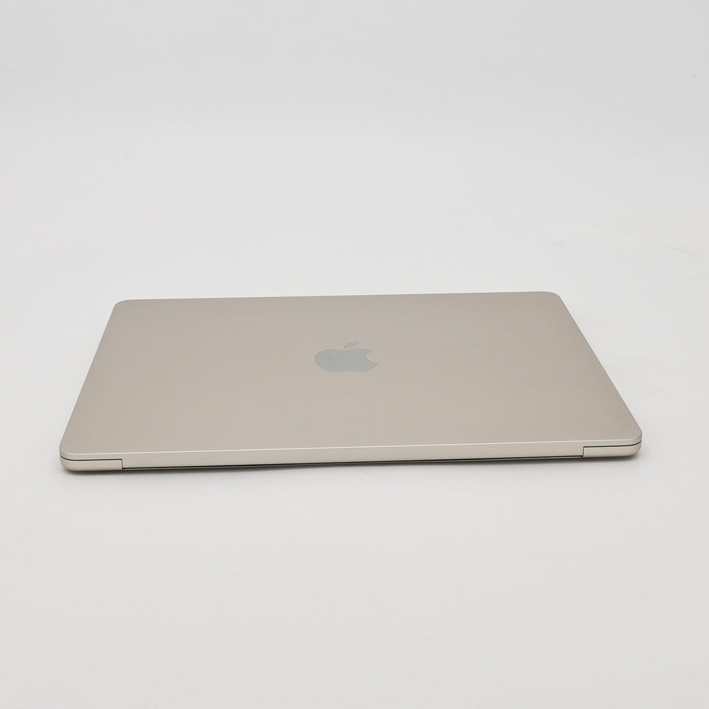 99新 Apple MacBook Air 22年 13寸 M2（8+8核） 8G RAM 256G SSD 星光色