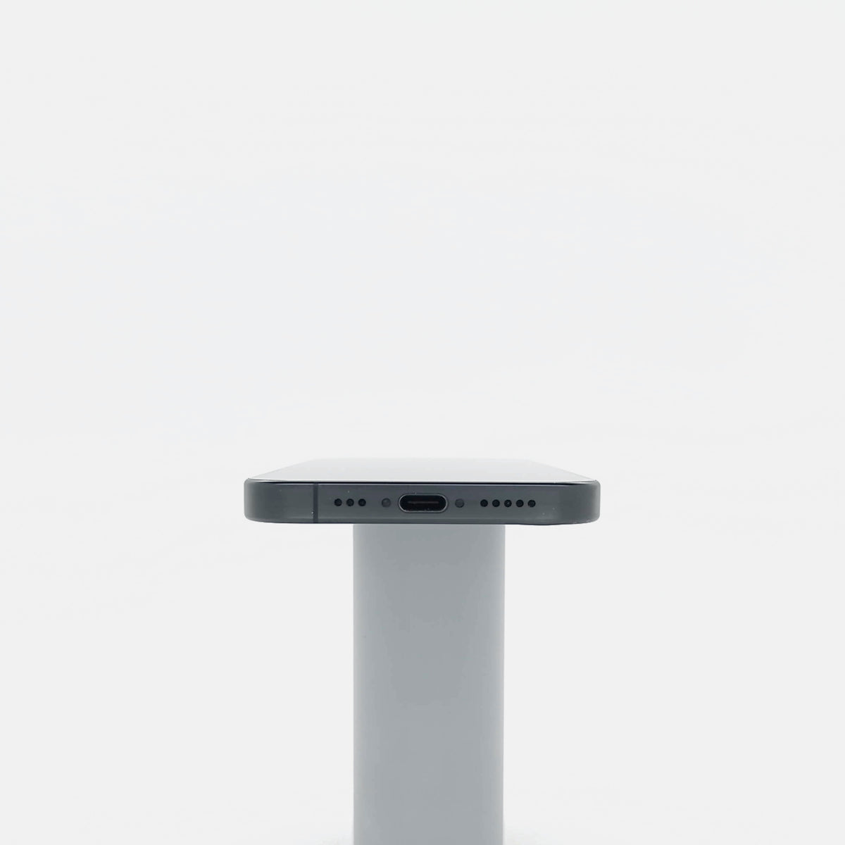 95新 Apple iPhone 16 Pro 128G 黑色鈦金屬 中國大陸版