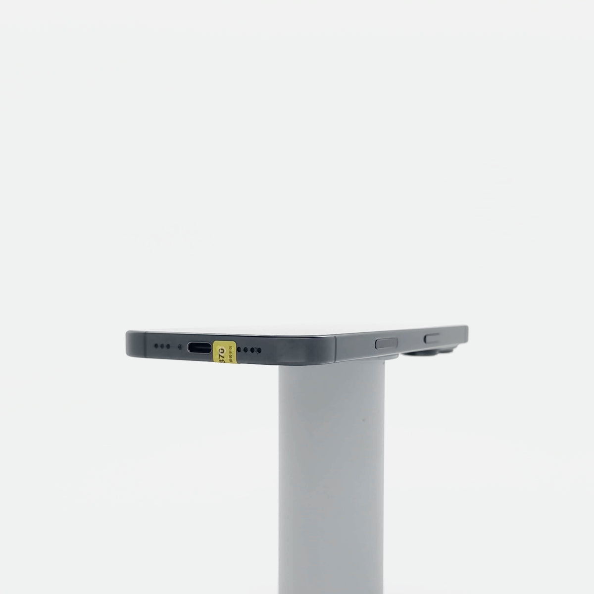 95新 Apple iPhone 16 Pro 128G 黑色鈦金屬 中國大陸版