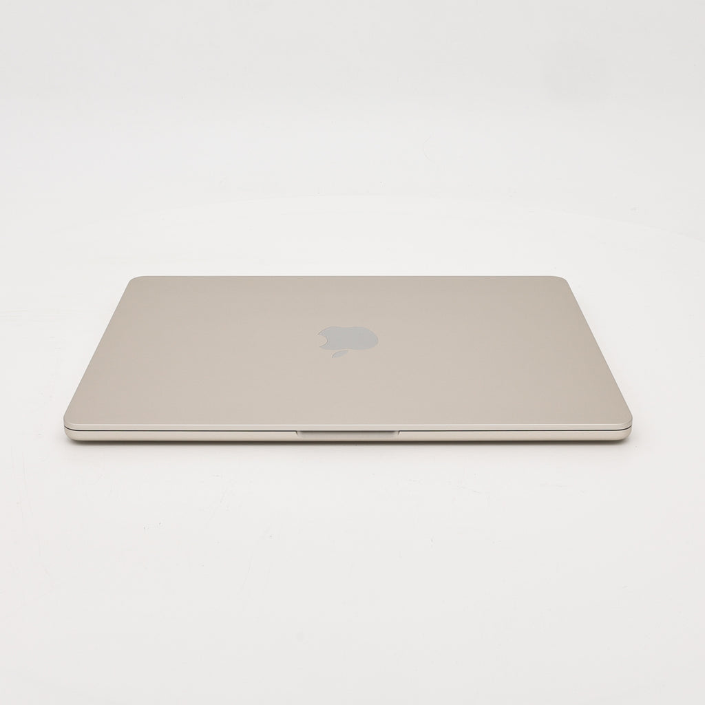 95新 Apple MacBook Air 22年 13寸 M2（8+10核） 8G RAM 512G SSD 星光色