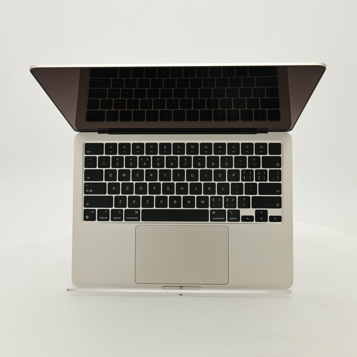 99新 Apple MacBook Air 22年 13寸 M2（8+8核） 8G RAM 256G SSD 星光色