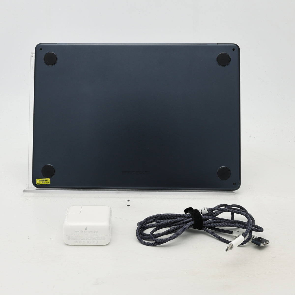 95新 Apple MacBook Air 22年 13寸 M2（8+8核） 8G RAM 256G SSD 午夜色