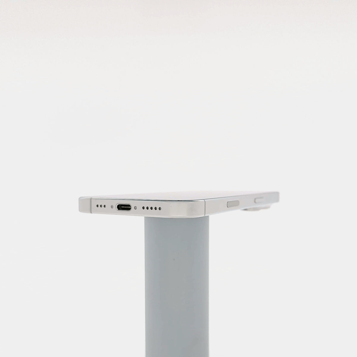 95新 Apple iPhone 16 Pro 128G 白色鈦金屬 中國大陸版