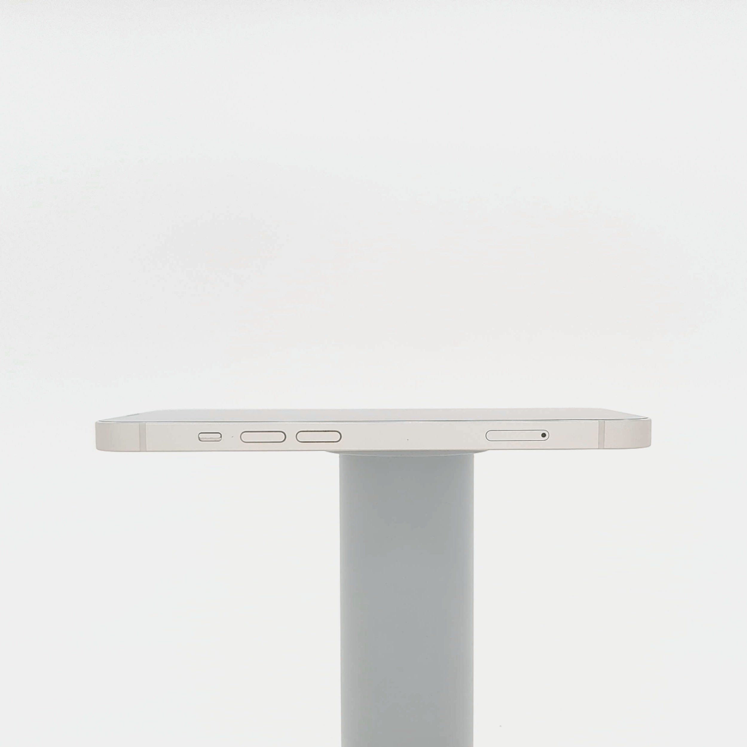 95新 Apple iPhone 13 256G 星光色 中國大陸版