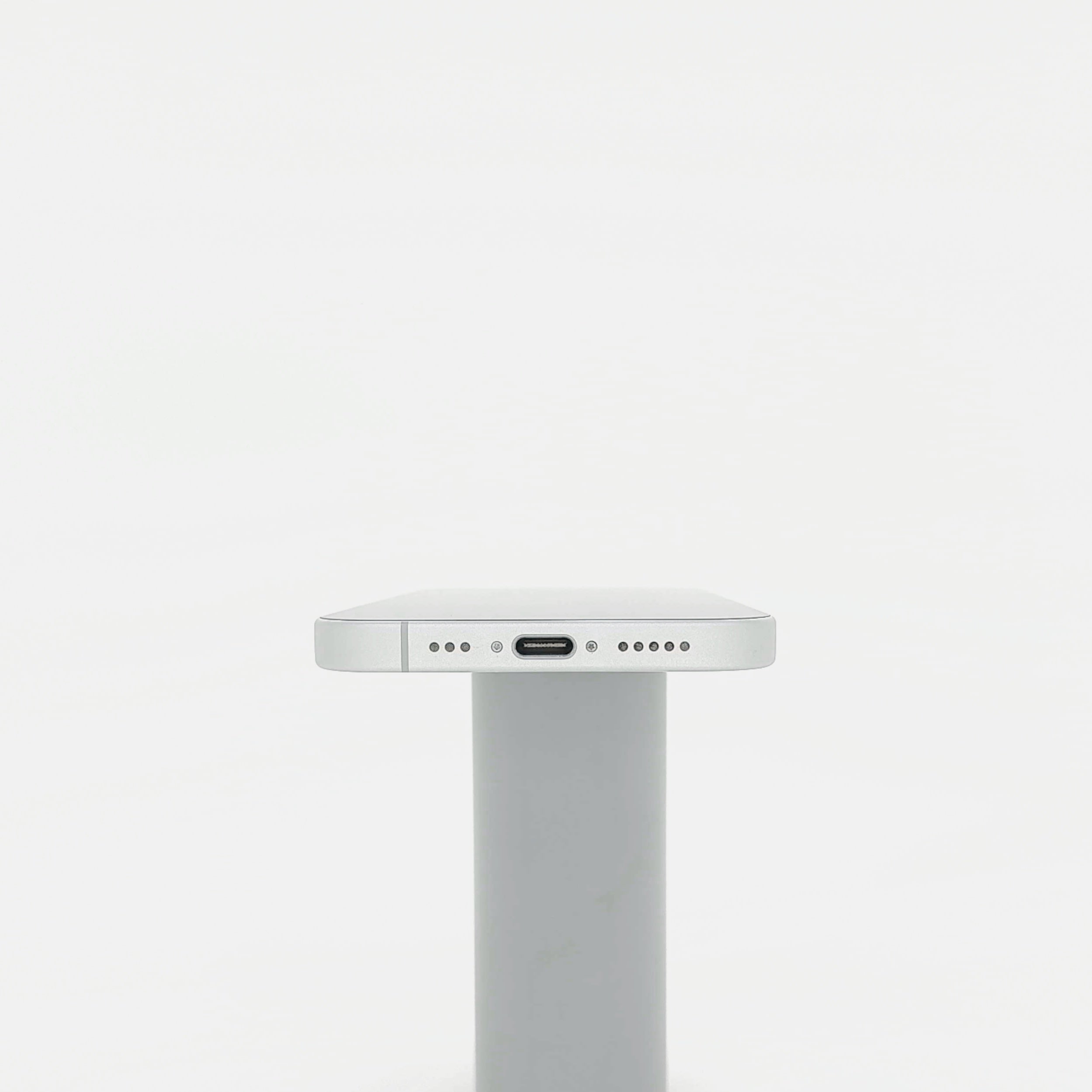 95新 Apple iPhone 16 128G 白色 中國大陸版