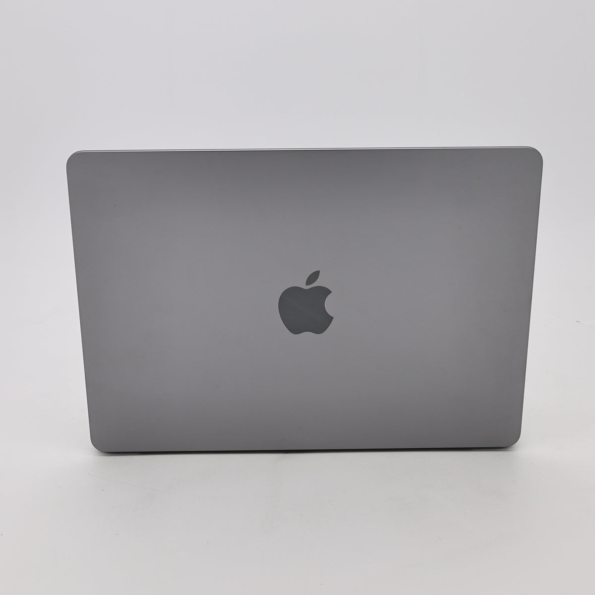 95新 Apple MacBook Air 22年 13寸 M2（8+8核） 16G RAM 256G SSD 深空灰色