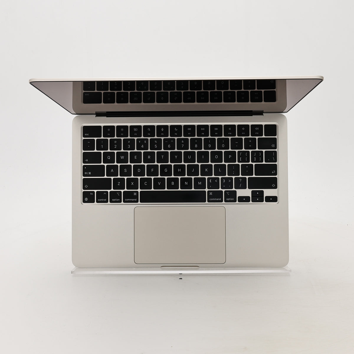 95新 Apple MacBook Air 22年 13寸 M2（8+8核） 8G RAM 256G SSD 星光色