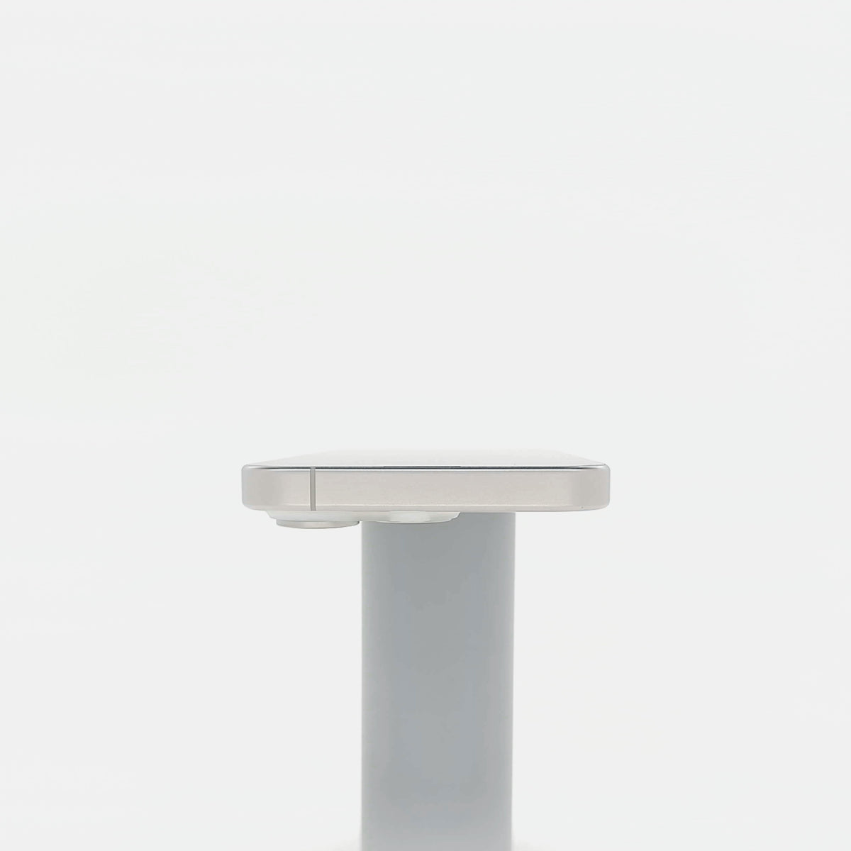 95新 Apple iPhone 15 Pro 128G 白色鈦金屬 中國大陸版