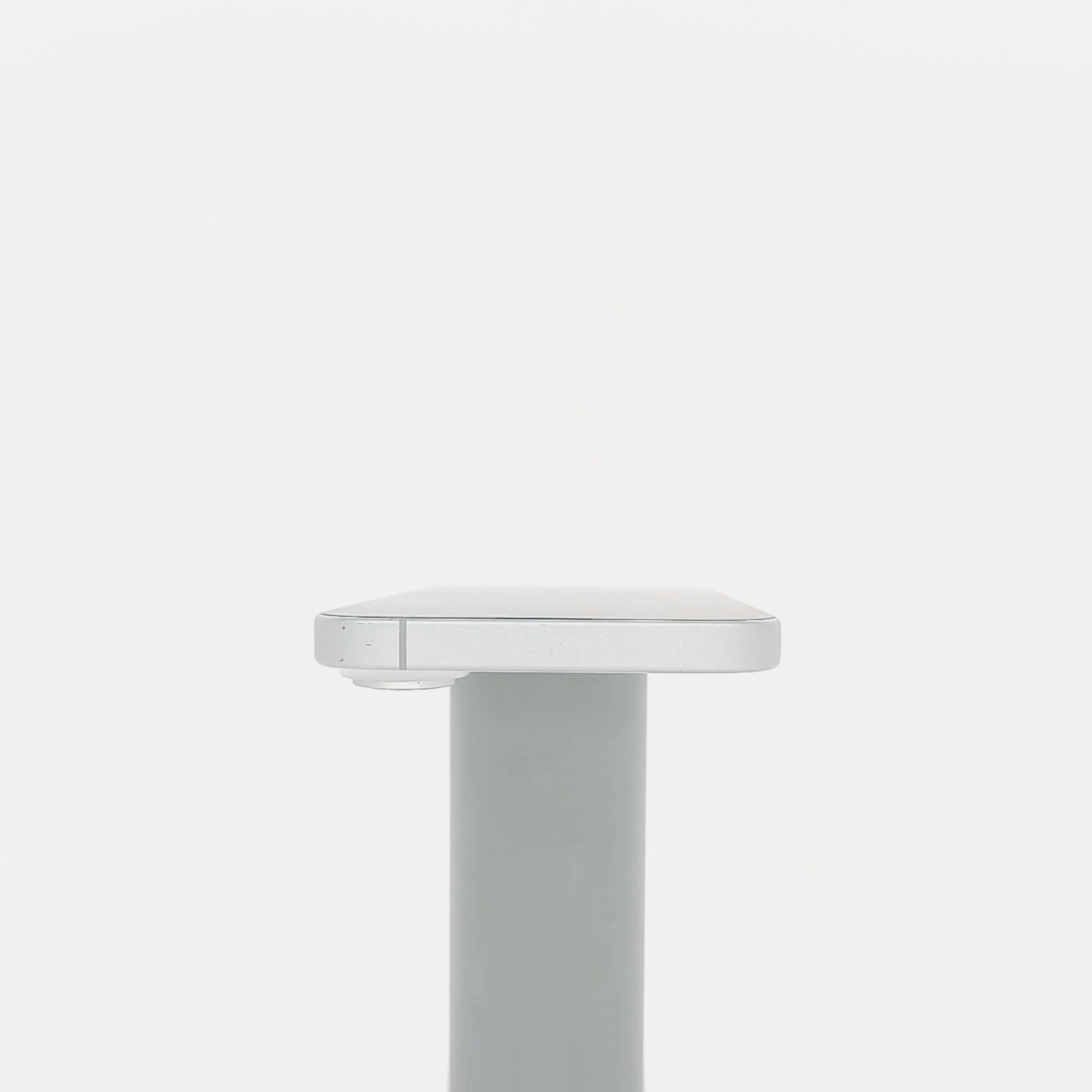 95新 Apple iPhone 16 256G 白色 中國大陸版