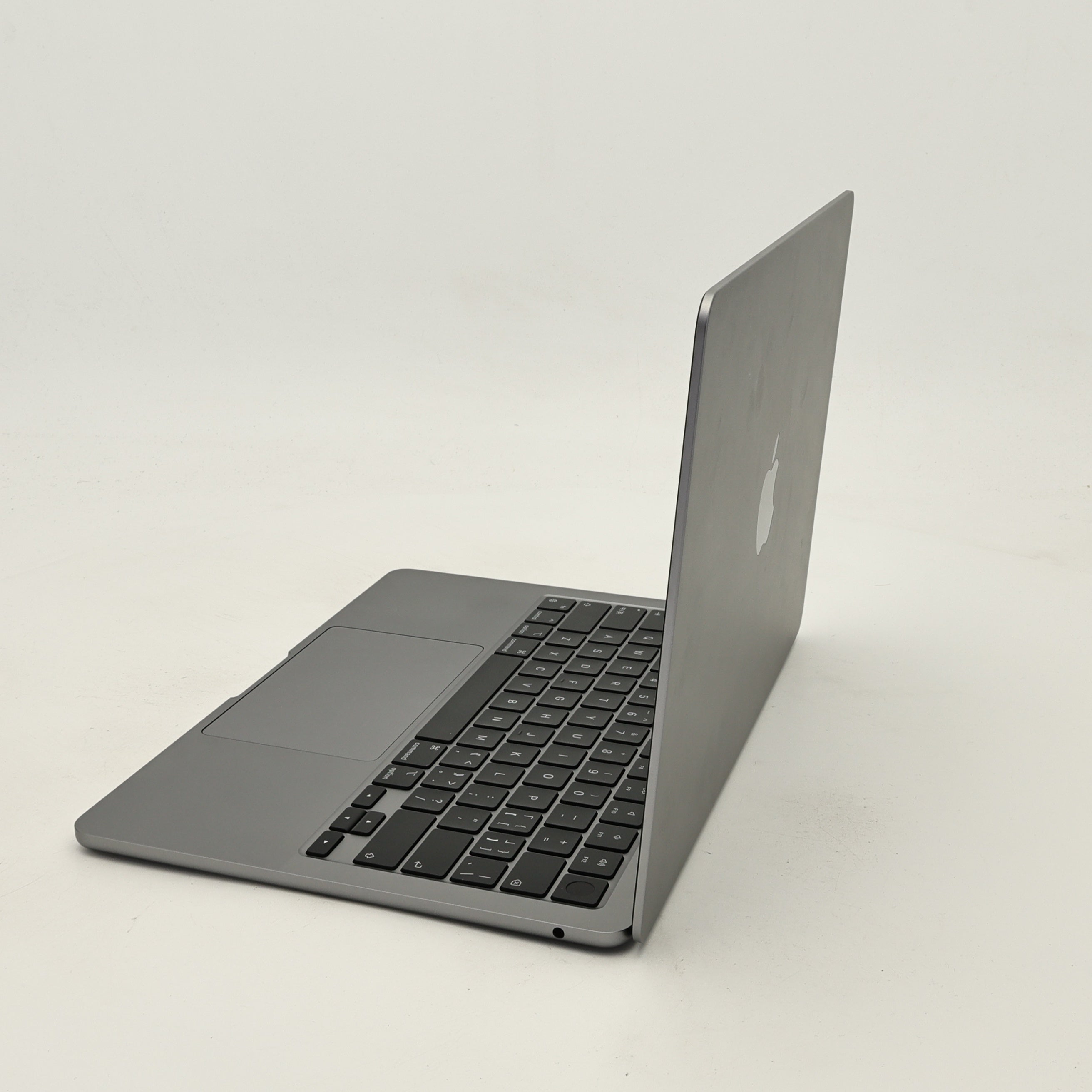 95新 Apple MacBook Air 24年 13寸 M3（8+8核） 8G RAM 256G SSD 深空灰色