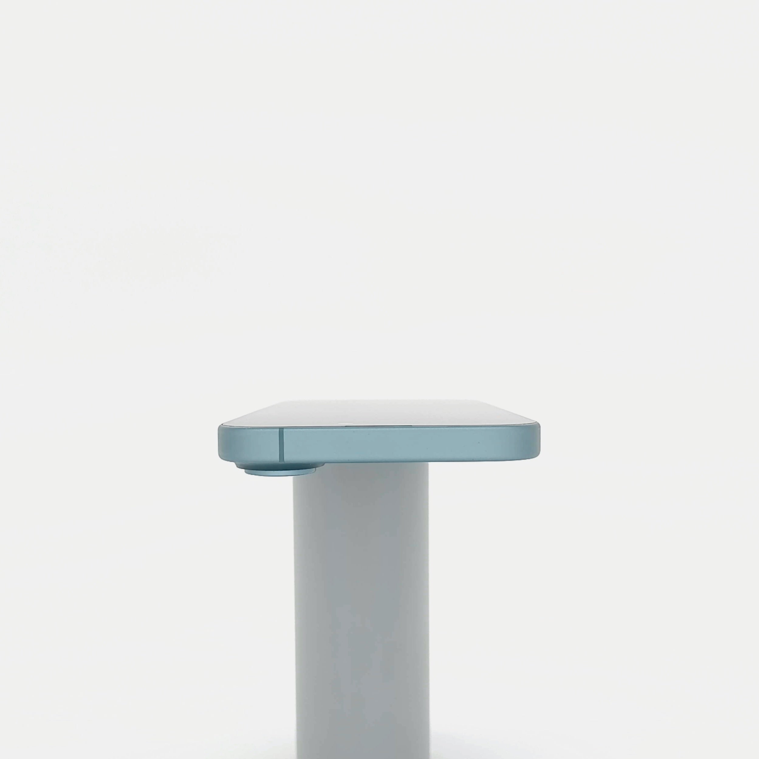 95新 Apple iPhone 16 128G 深青色 中國大陸版