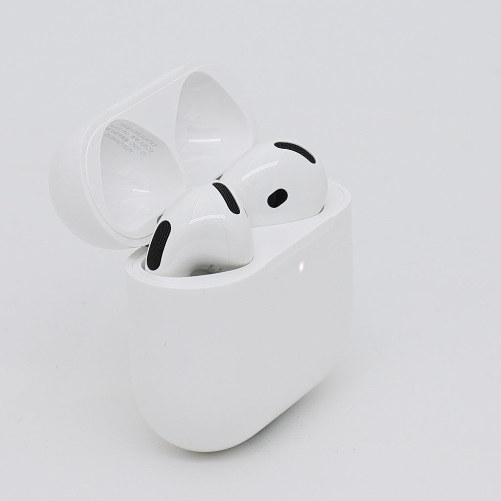 99新 Apple AirPods 5 白色