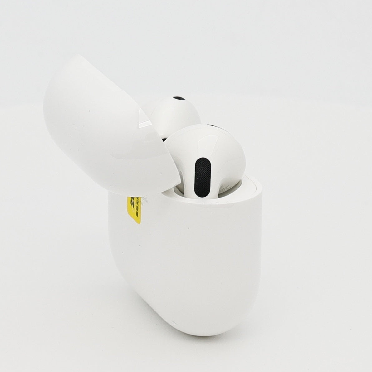99新 Apple AirPods 4 (支持主動降噪) 白色