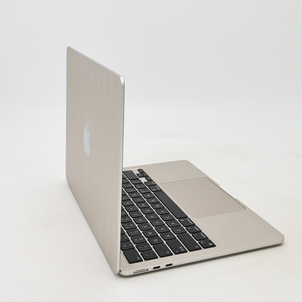 95新 Apple MacBook Air 22年 13寸 M2（8+8核） 16G RAM 256G SSD 銀色