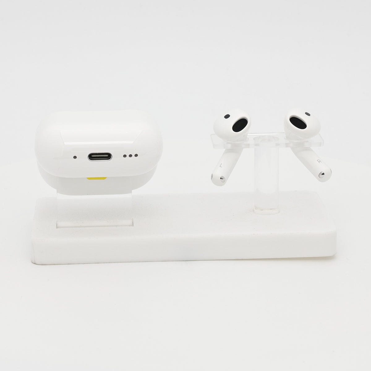 99新 Apple AirPods 4 (支持主動降噪) 白色