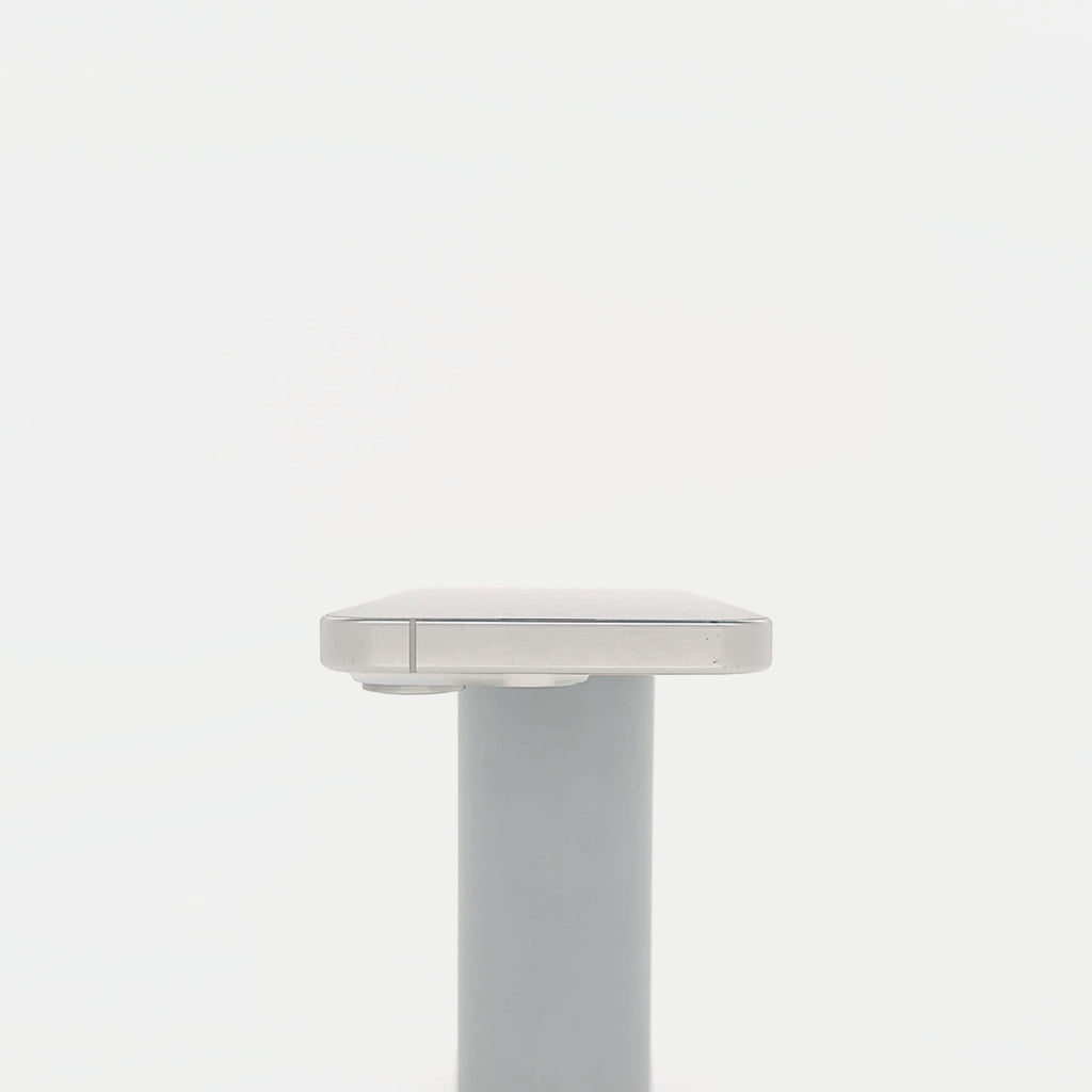 95新 Apple iPhone 15 Pro 128G 白色鈦金屬 中國大陸版