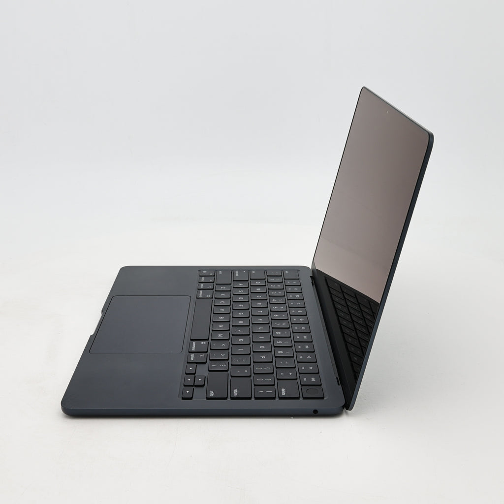 95新 Apple MacBook Air 22年 13寸 M2（8+10核） 8G RAM 512G SSD 午夜色