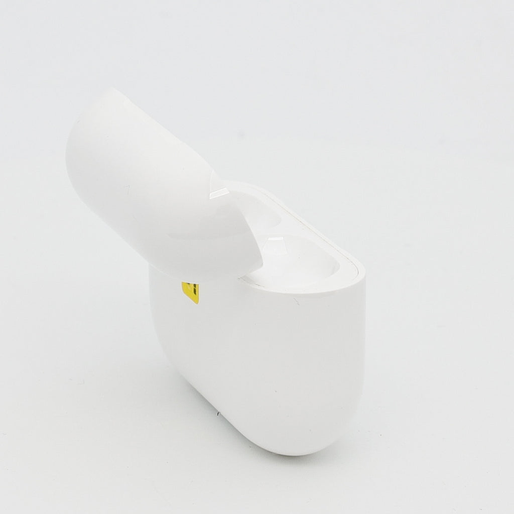 99新 Apple AirPods Pro 3 充電倉 白色