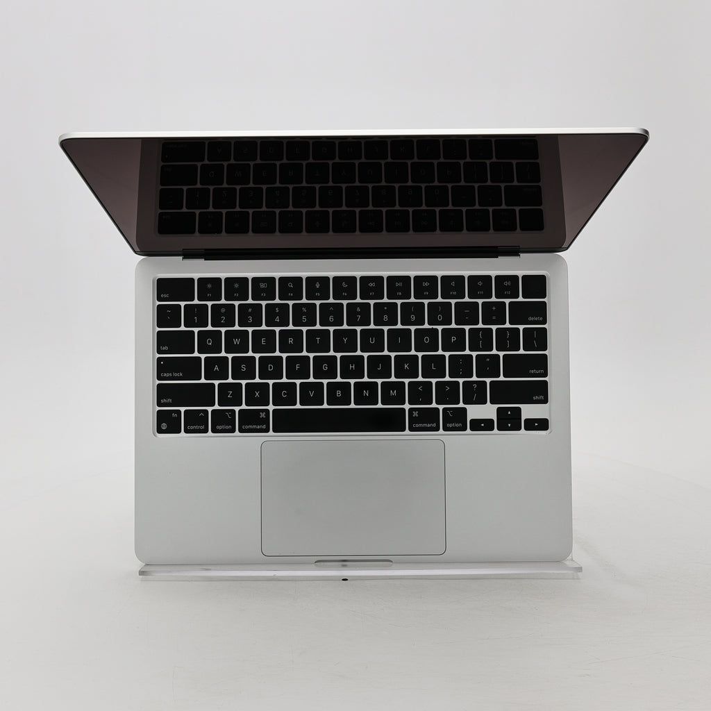 95新 Apple MacBook Air 22年 13寸 M2（8+10核） 8G RAM 512G SSD 銀色