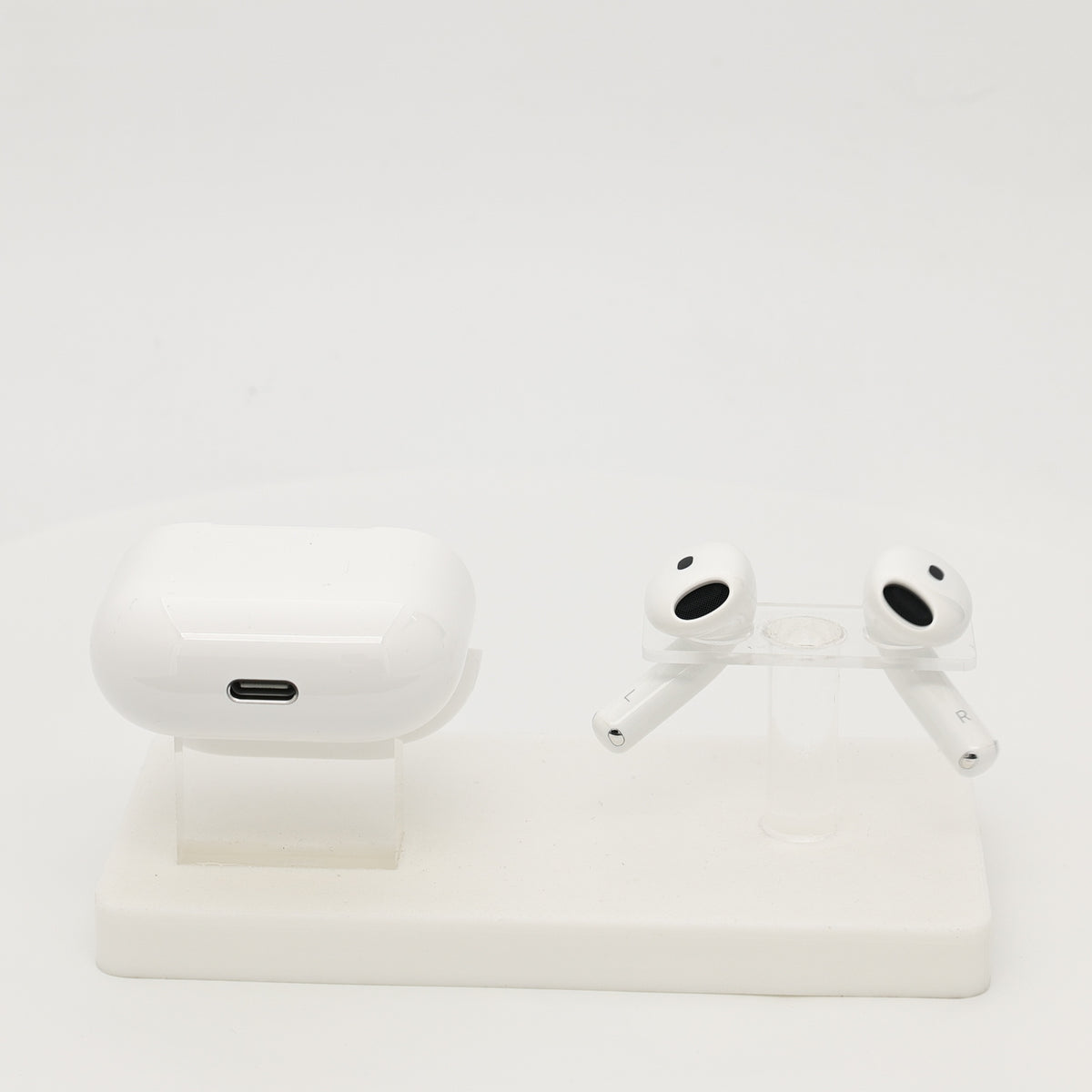 99新 Apple AirPods 5 白色