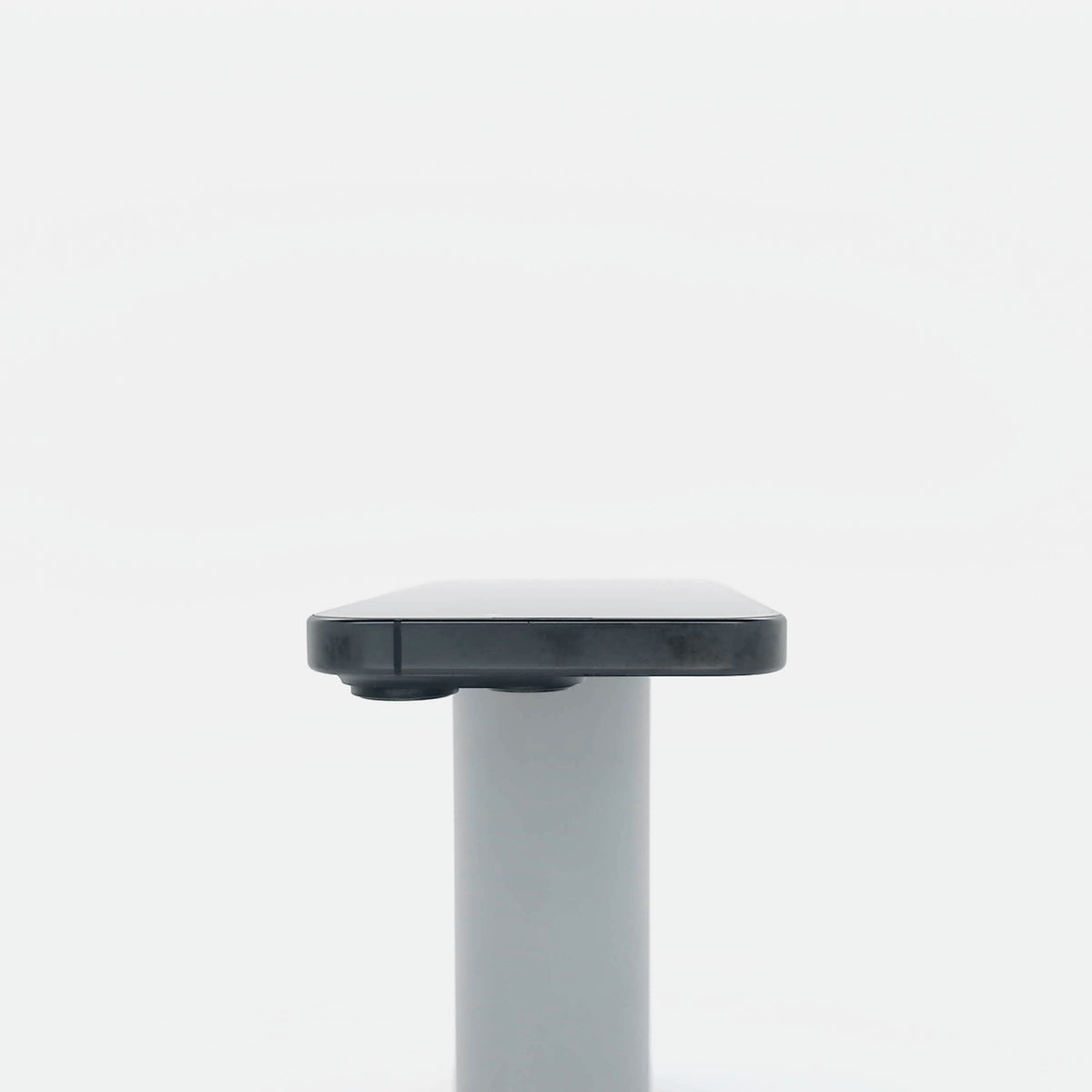 95新 Apple iPhone 16 Pro 128G 黑色鈦金屬 中國大陸版