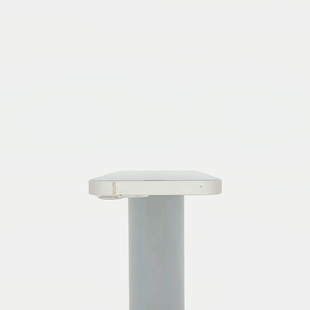 95新 Apple iPhone 13 128G 星光色 中國大陸版