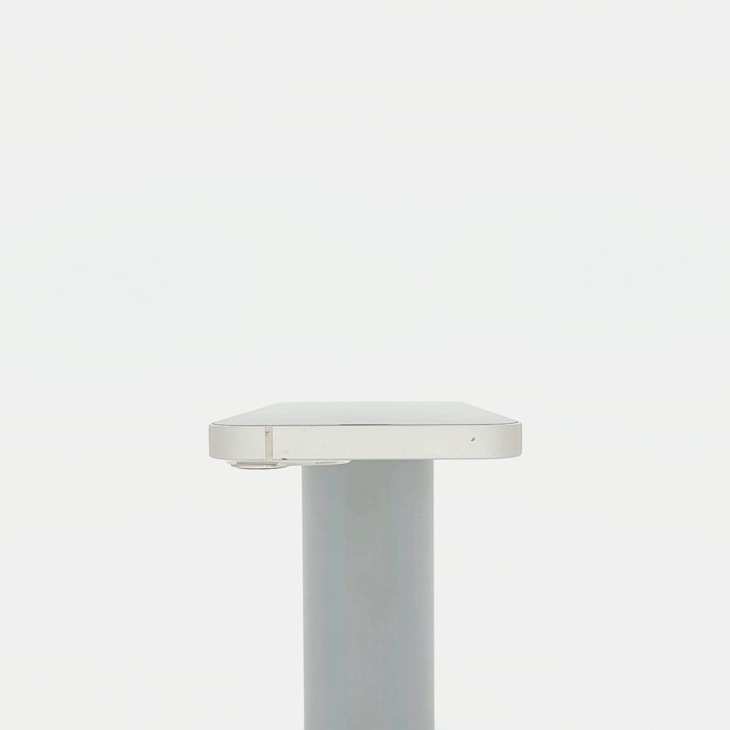 95新 Apple iPhone 13 128G 星光色 中國大陸版
