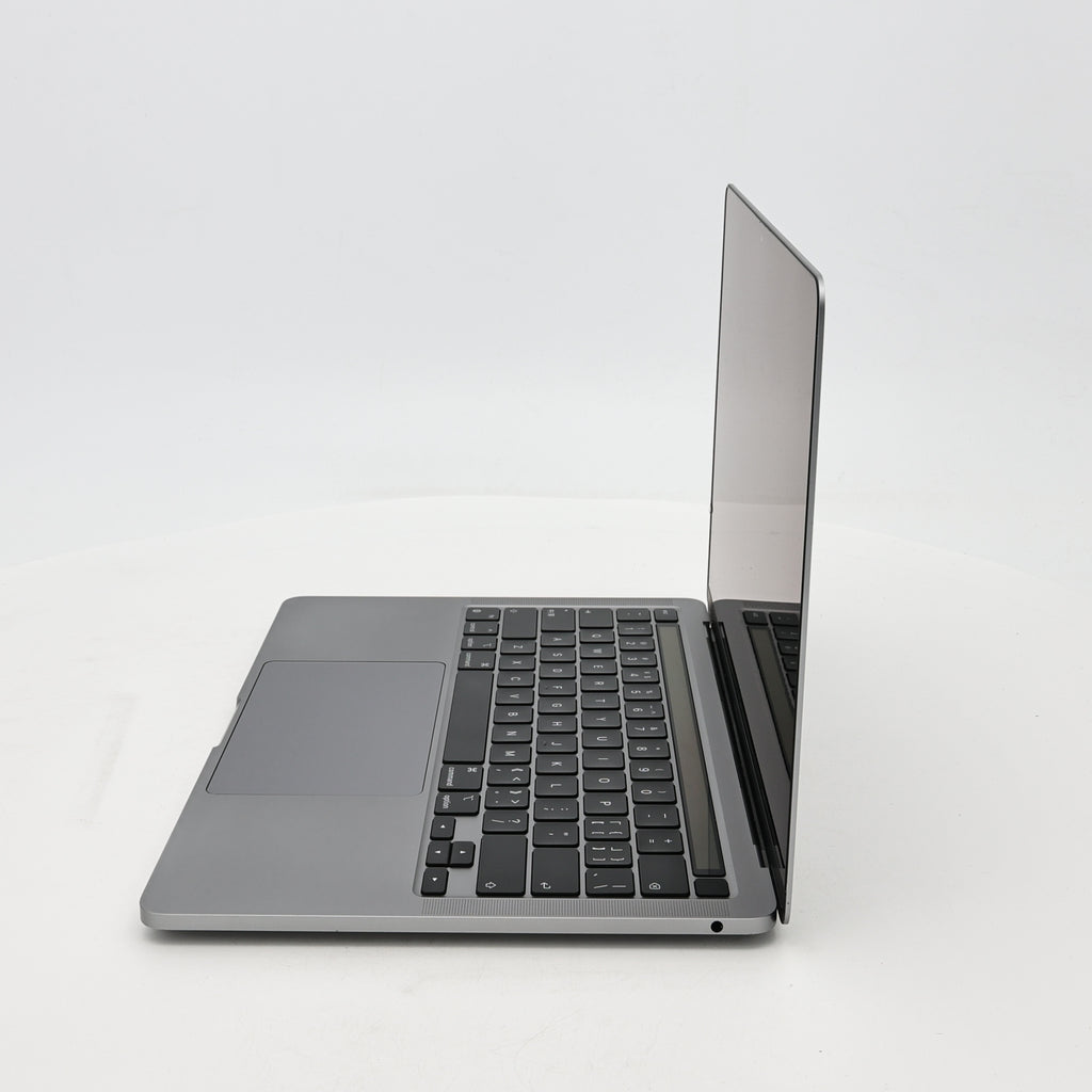 95新 Apple MacBook Pro 22年 13寸 M2（8+10核） 8G RAM 512G SSD 深空灰色