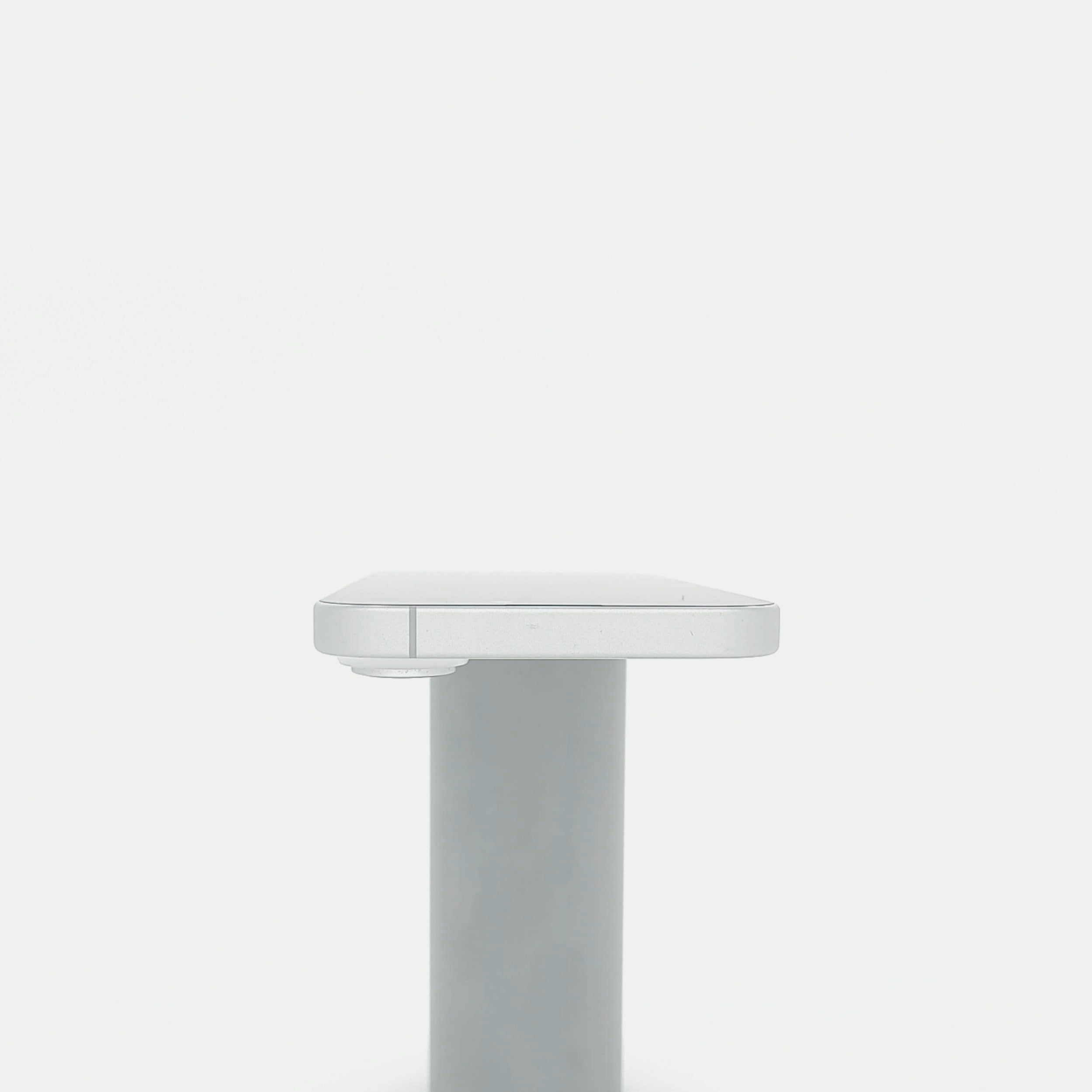 95新 Apple iPhone 16 128G 白色 中國大陸版