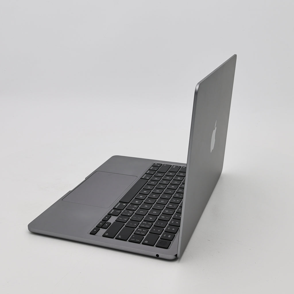 95新 Apple MacBook Air 22年 13寸 M2（8+8核） 8G RAM 256G SSD 深空灰色