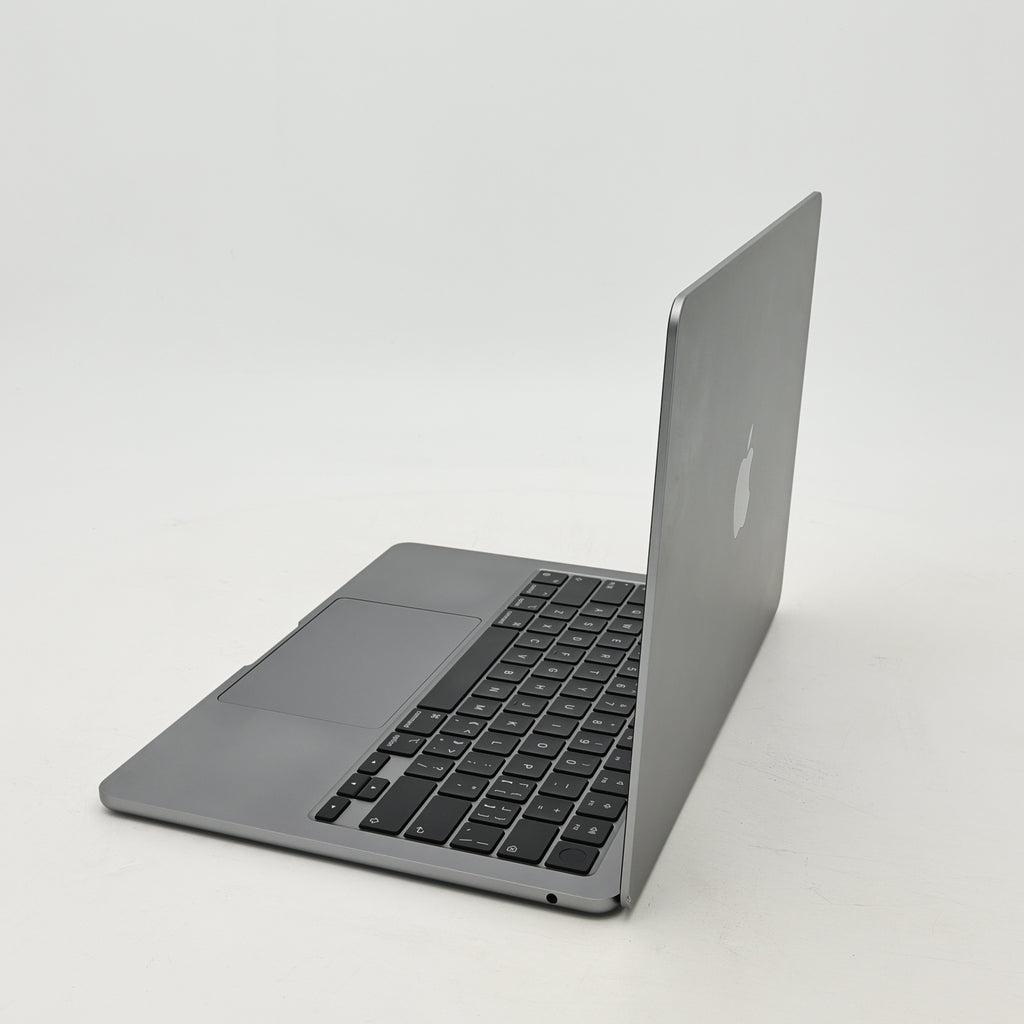 95新 Apple MacBook Air 22年 13寸 M2（8+8核） 16G RAM 256G SSD 深空灰色