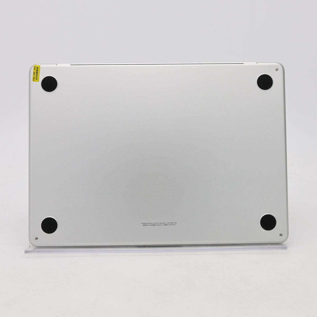 95新 Apple MacBook Air 22年 13寸 M2（8+8核） 8G RAM 512G SSD 銀色