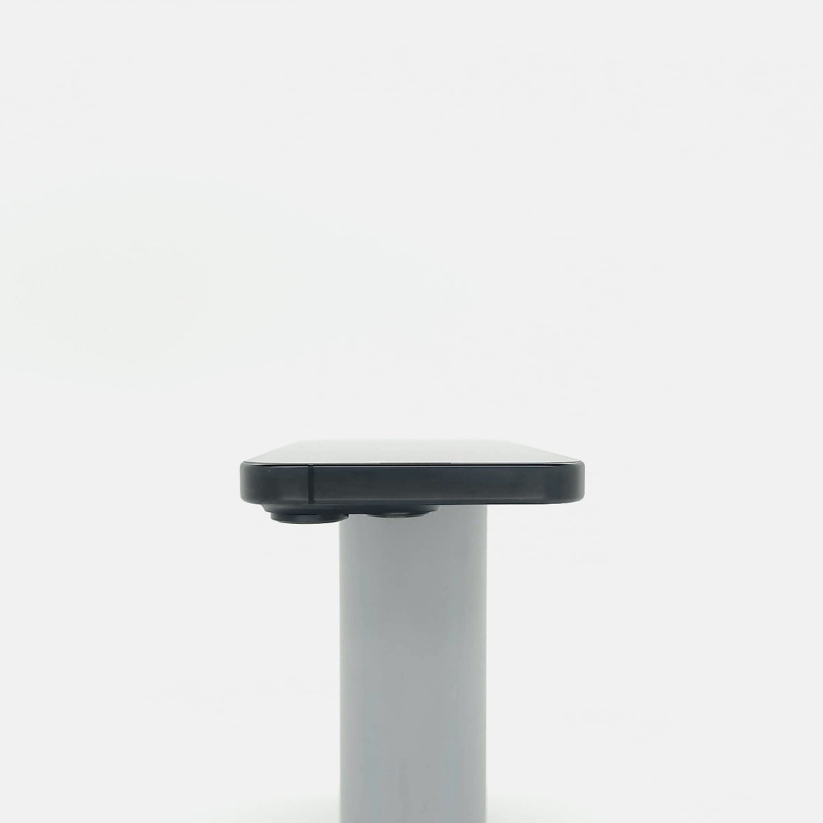 95新 Apple iPhone 16 Pro 128G 黑色鈦金屬 中國大陸版