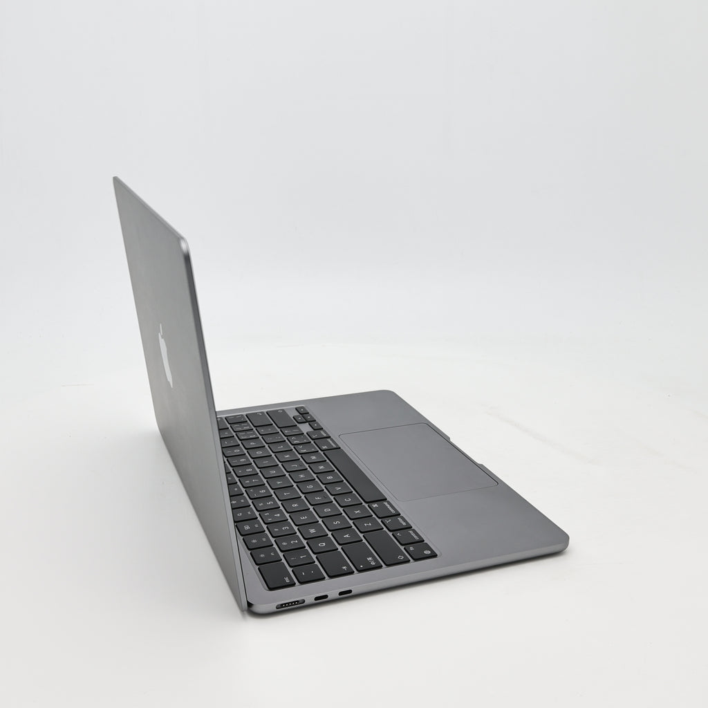 95新 Apple MacBook Air 24年 13寸 M3（8+8核） 8G RAM 256G SSD 深空灰色