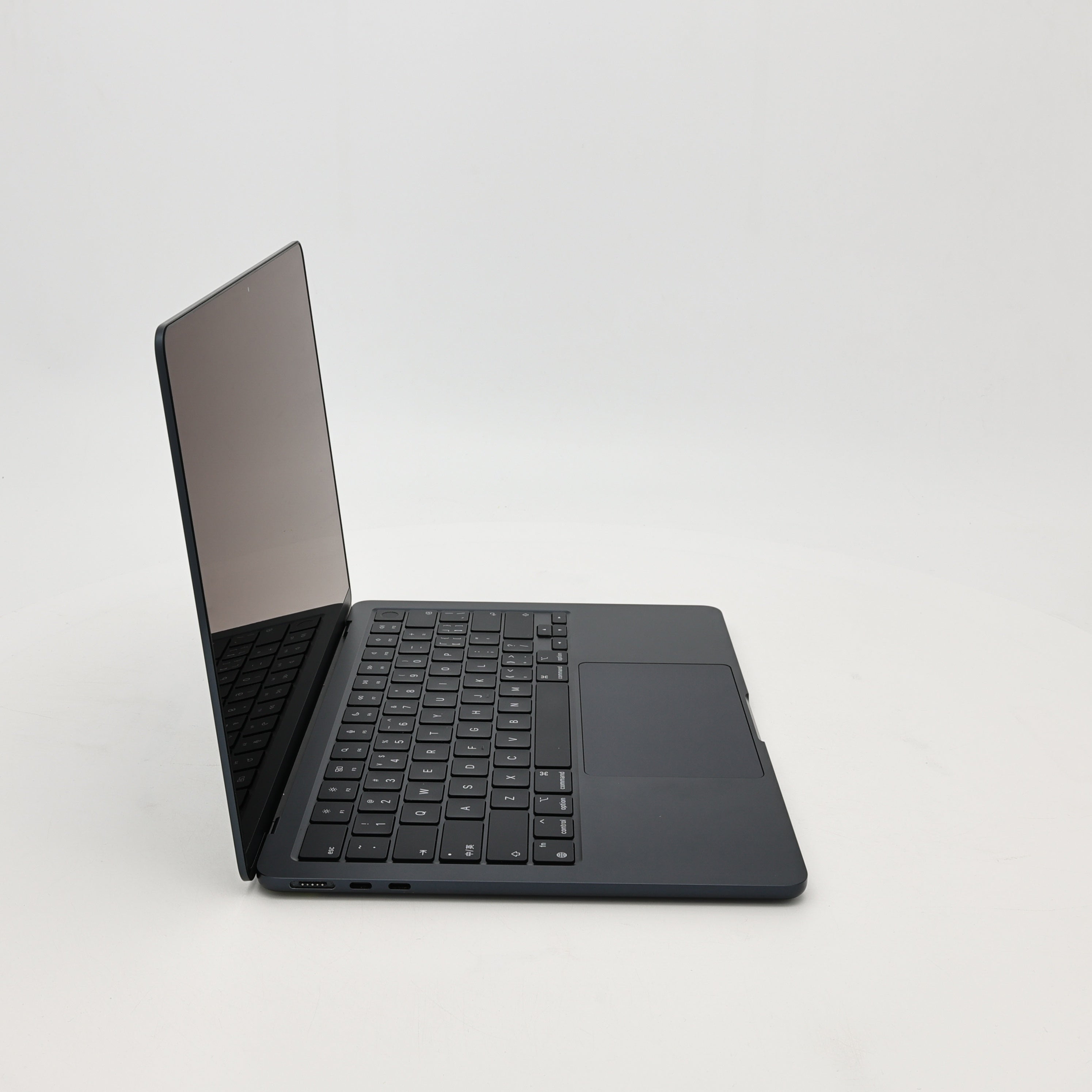 99新 Apple MacBook Air 22年 13寸 M2（8+8核） 8G RAM 256G SSD 午夜色